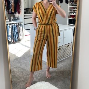 Cropped leg jumpsuit/romper